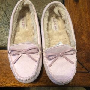 Girls Sz 13 slip on slipper.